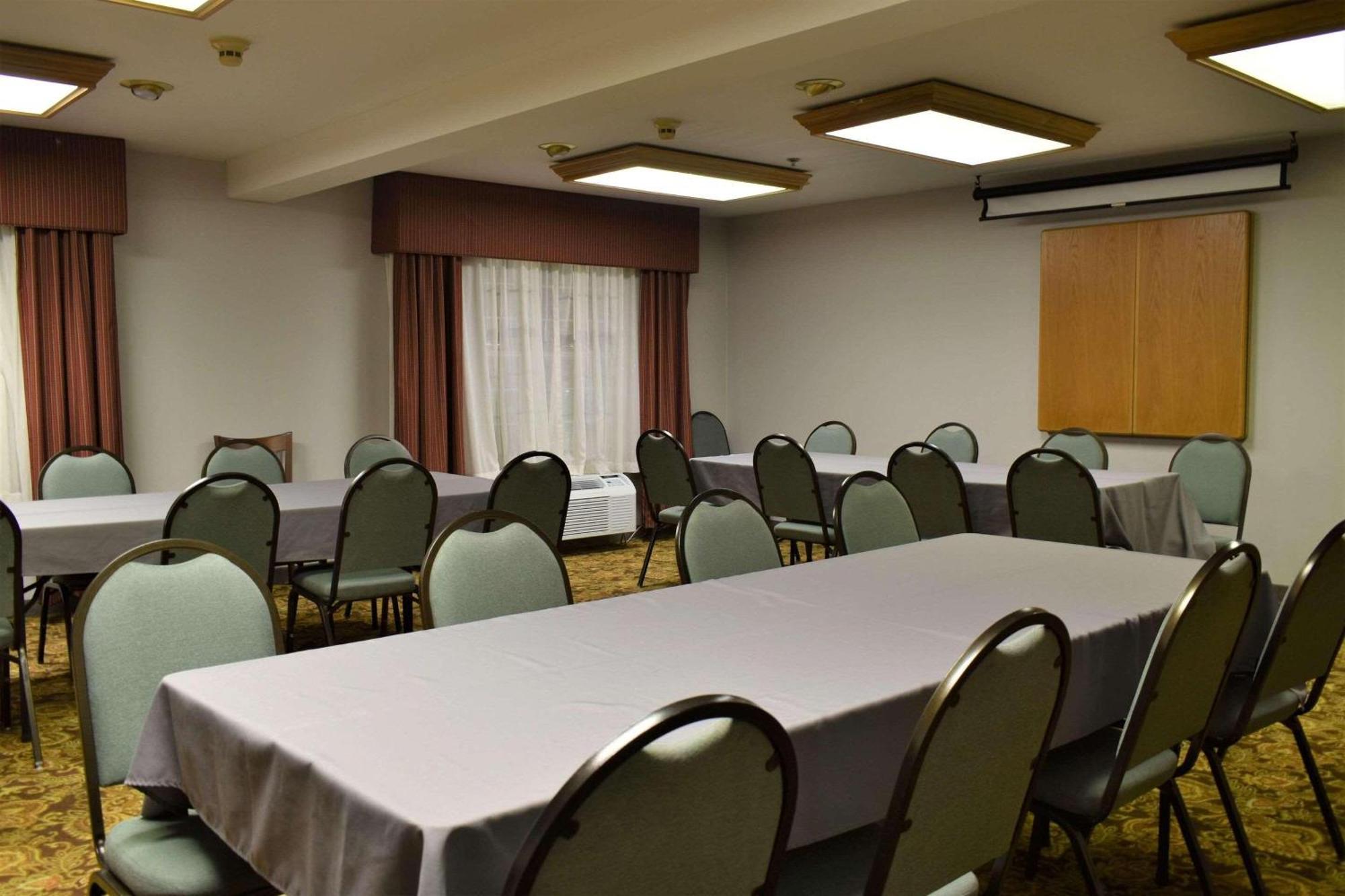 Country Inn & Suites By Radisson Kenosha - Pleasant Prairie Exterior foto